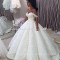 Vestido de lujo Dubai 2017 Vestido de novia princesa luxo Vestidos de boda grandes del cordón del vestido de bola MW878